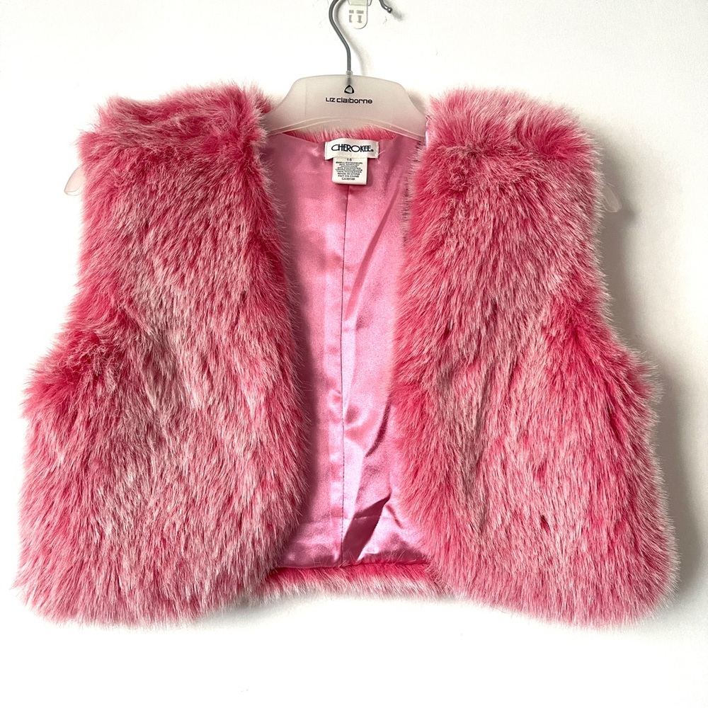 Brand New Cherokee Girl’s Size 16  Faux Fur Vest